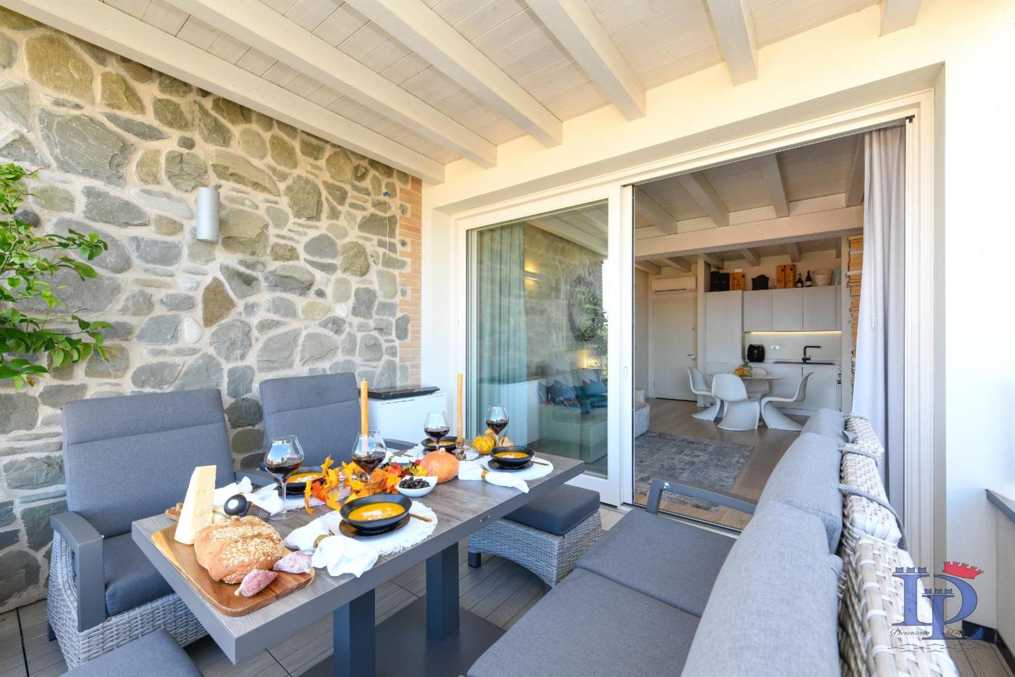 Desenzanoloft Official Partner Marriott Homes & - Warda Lovely Apartment Desenzano del Garda