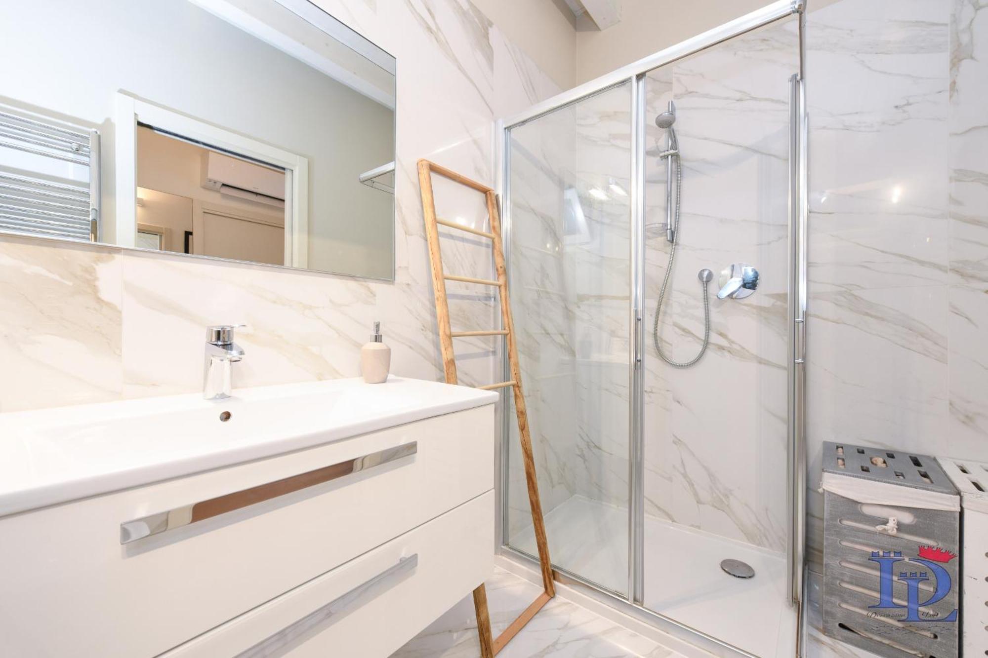 Desenzanoloft Official Partner Marriott Homes & - Warda Lovely *
